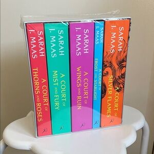 Sarah J. Maas Book Set ACOTAR